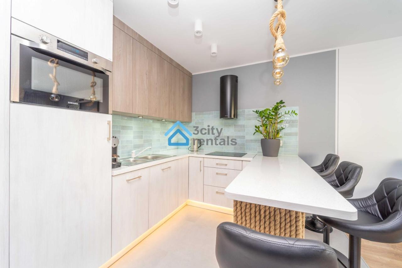 Bright And Blue 3City Apartment With Balcony In Gdynia By Noclegi Renters Εξωτερικό φωτογραφία